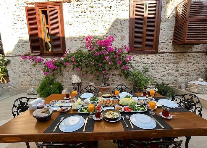 White Garden Hotel-Adult Only