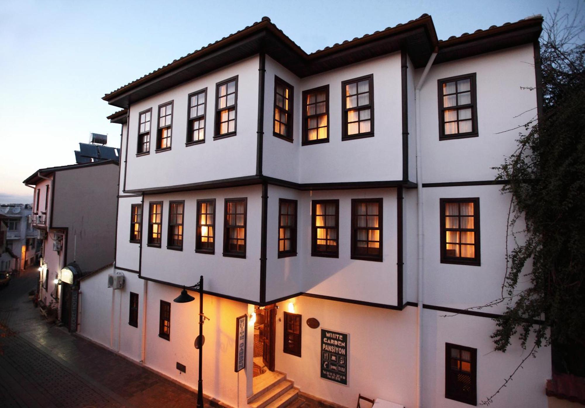 מלון White Garden Hotel-adult Only