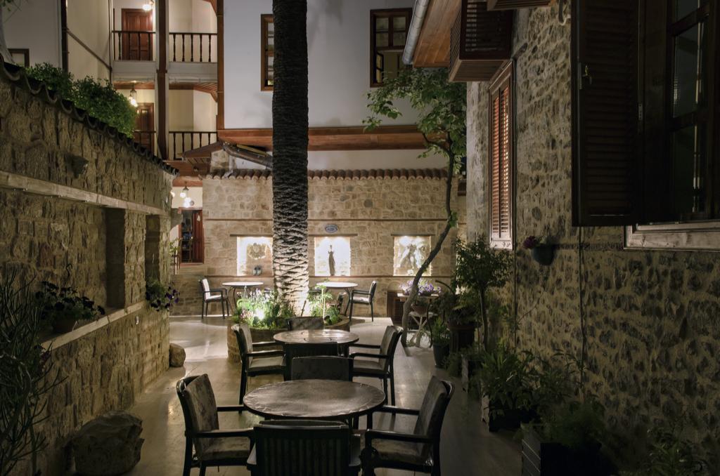 White Garden Hotel-adult Only מלון אנטליה